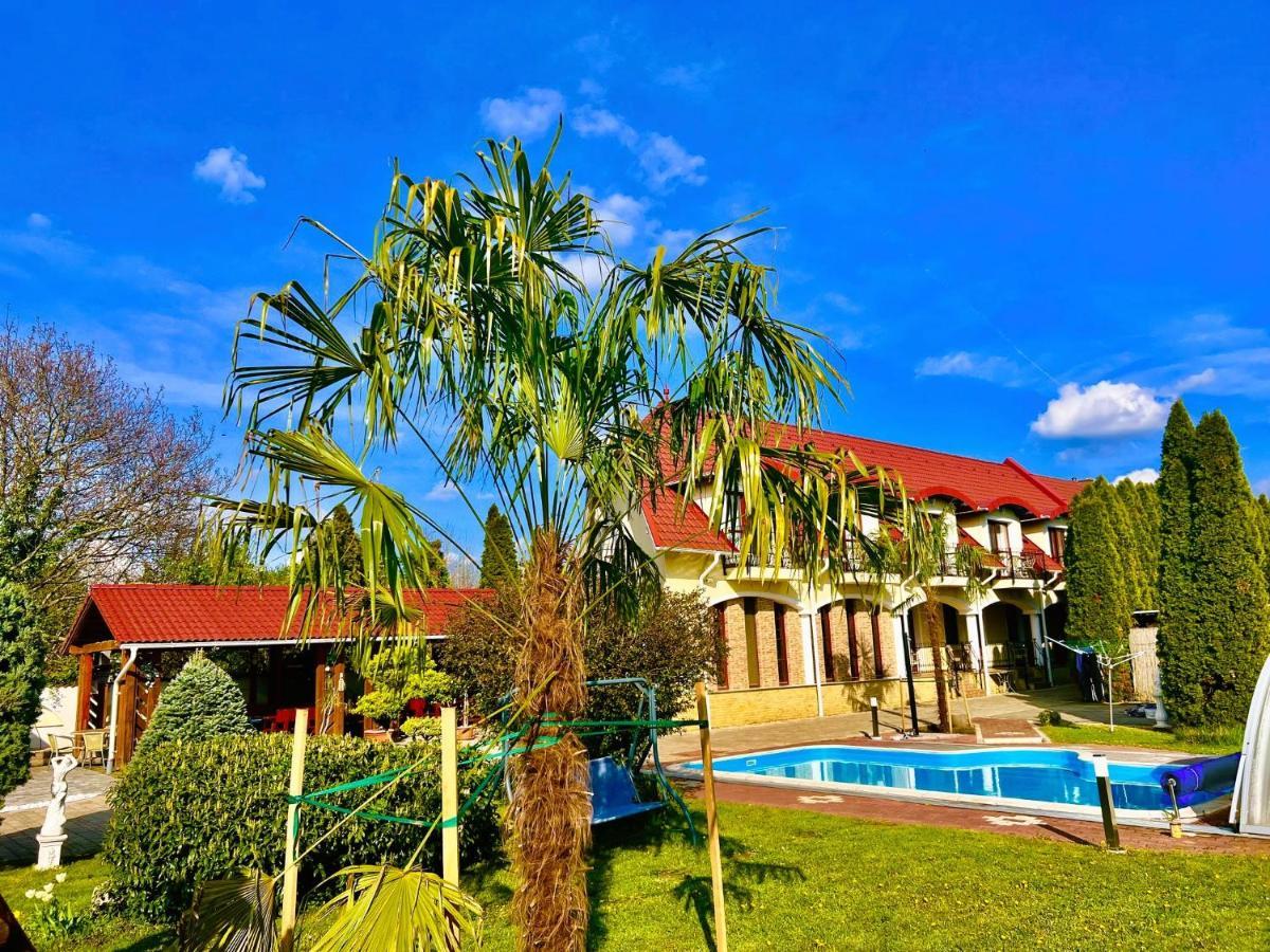 Bajor Panzio Buek-Buekfuerdo, Adults Friendly 12 Plus Экстерьер фото